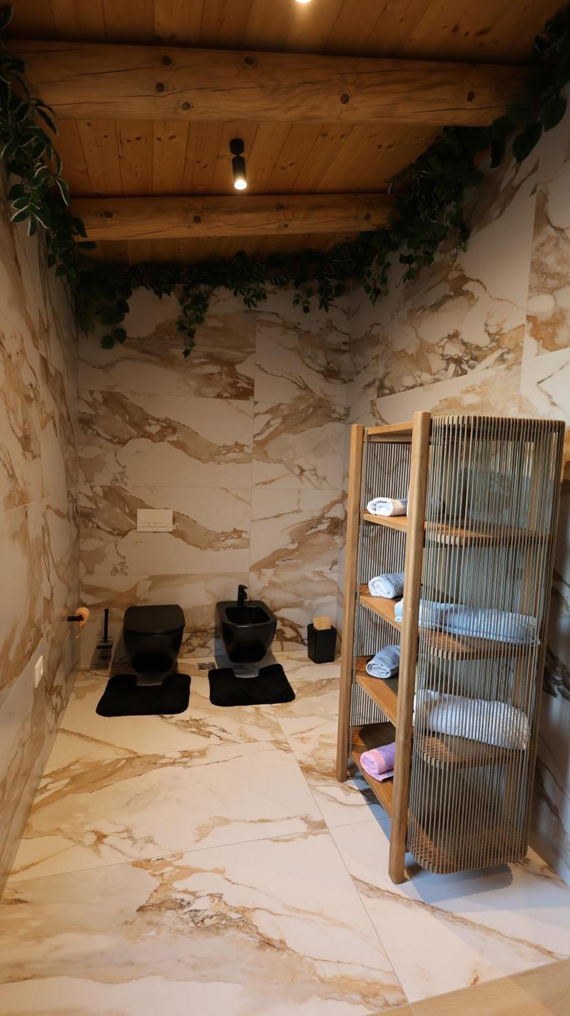 Beautiful House - Luxury For Rent * Bërxull